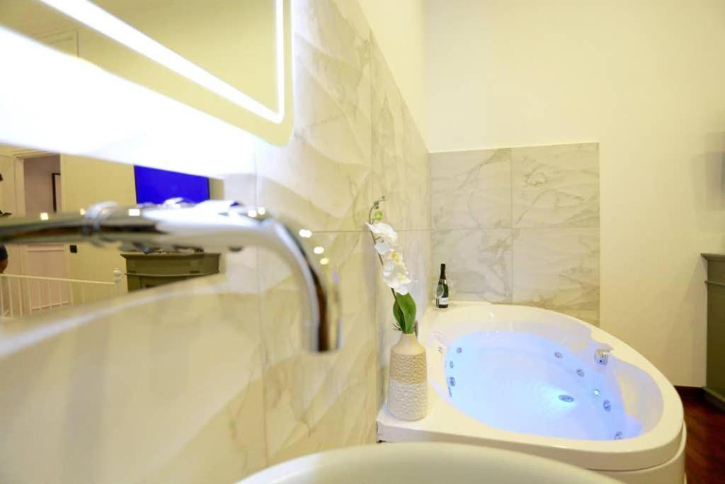 Atrhome Frattina Luxury Roma Eksteriør bilde